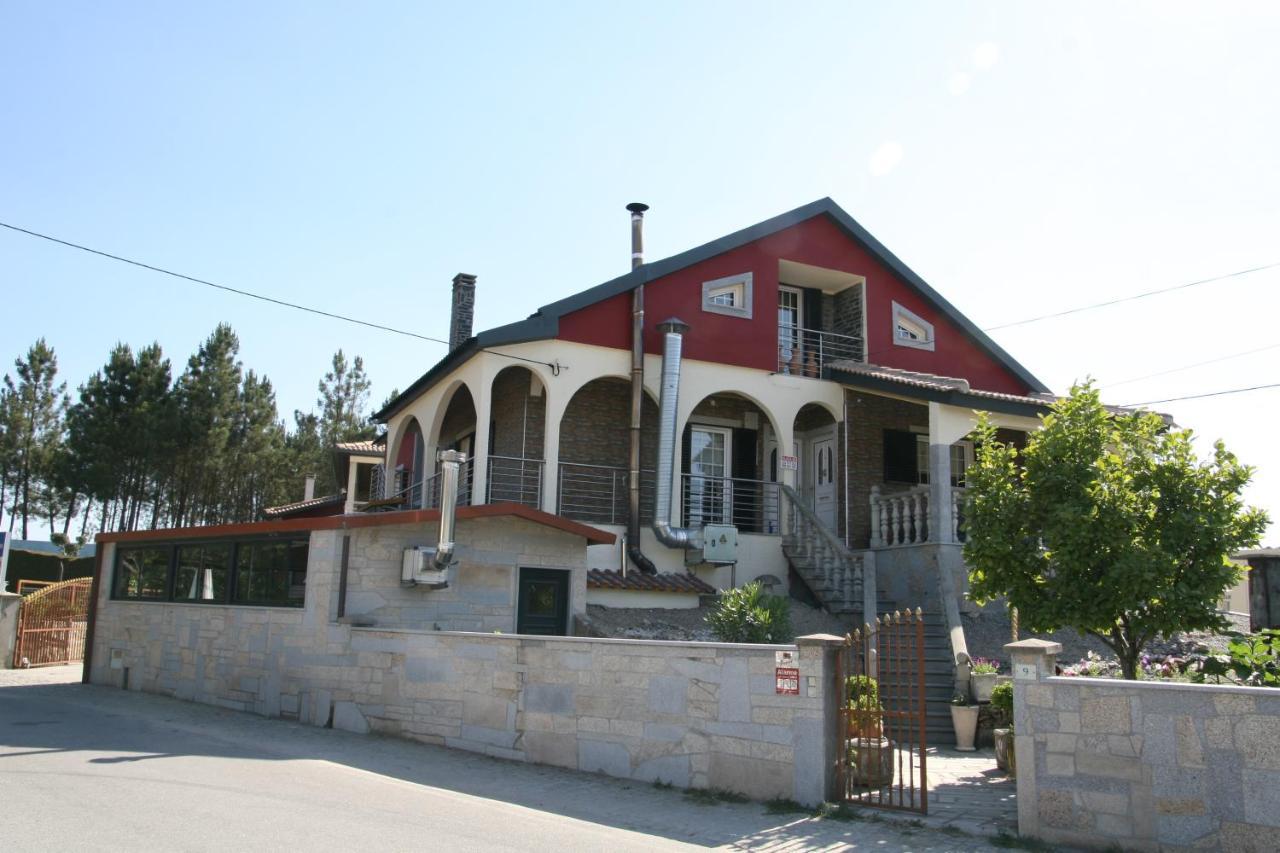 Apartmán Casa Da Pizzaria Carapito Exteriér fotografie